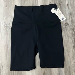 NWT Calia Ultra High Rise 7in Bike Shorts
